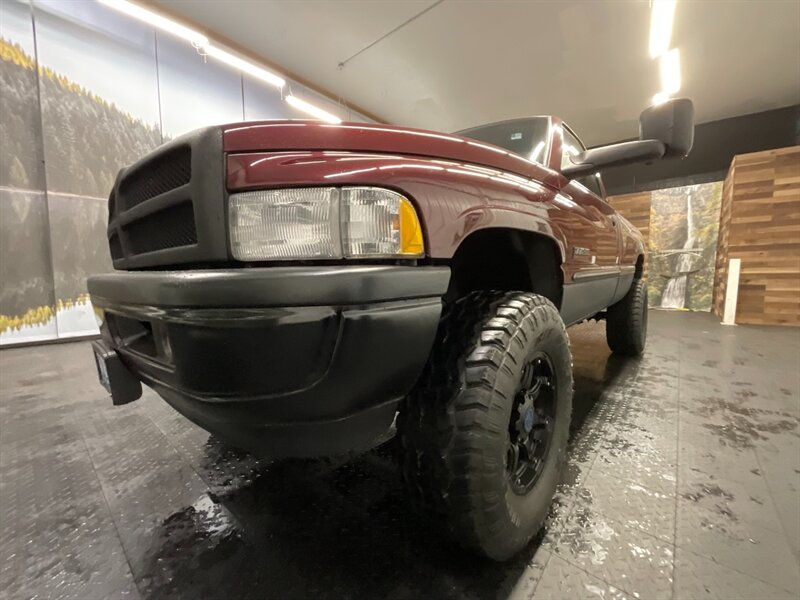 2001 Dodge Ram 2500 SLT Standard Cab 4X4 / 5.9L DIESEL / 50,000 MILES  BRAND NEW WHEELS & TIRES / LOCAL OREGON TRUCK / RUST FREE / ONLY 50,000 MILES / SHARP & CLEAN !! - Photo 9 - Gladstone, OR 97027