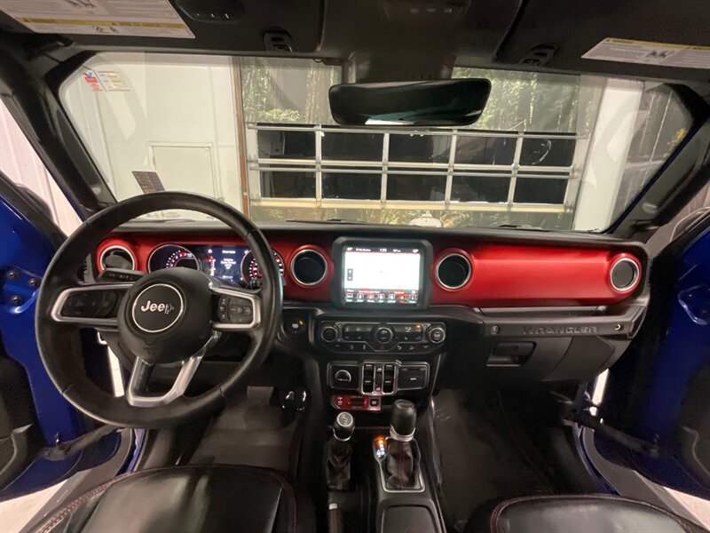 2019 Jeep Wrangler Unlimited Rubicon 4X4 / 3.6L V6 / LOADED LOADED  / Leather Heated Seats / Navigation & Camera / Alpine Sound /Adaptive Cruise / LOCAL OREGON SUV - Photo 16 - Gladstone, OR 97027