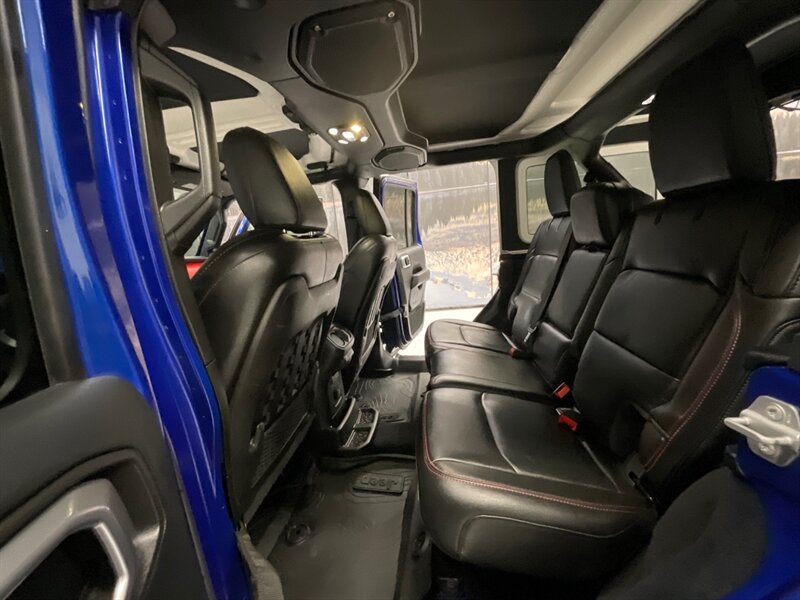 2019 Jeep Wrangler Unlimited Rubicon 4X4 / 3.6L V6 / LOADED LOADED  / Leather Heated Seats / Navigation & Camera / Alpine Sound /Adaptive Cruise / LOCAL OREGON SUV - Photo 12 - Gladstone, OR 97027