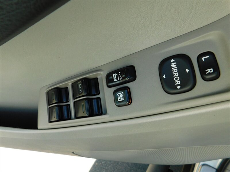 2006 Toyota 4Runner Sport Edition / 4x4 V6 / 1-Owner / LIFTED LIFTED   - Photo 33 - Portland, OR 97217