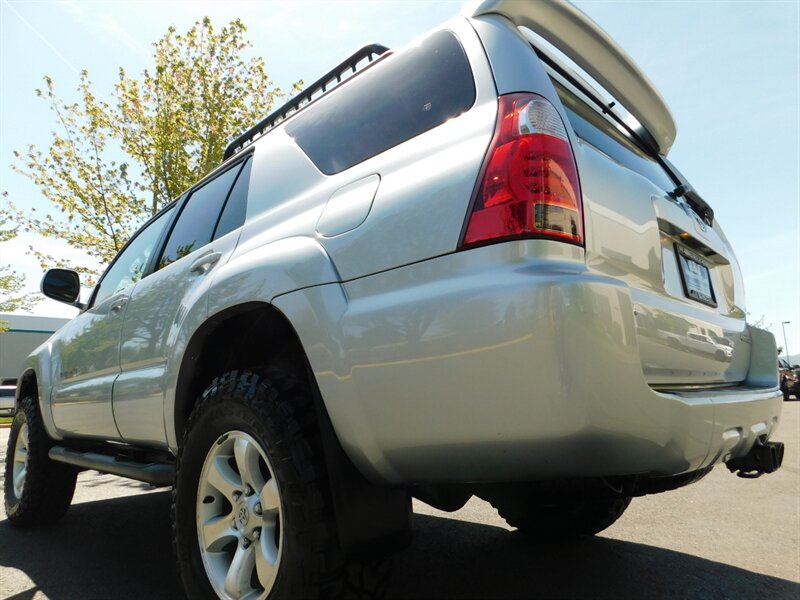 2006 Toyota 4Runner Sport Edition / 4x4 V6 / 1-Owner / LIFTED LIFTED   - Photo 11 - Portland, OR 97217