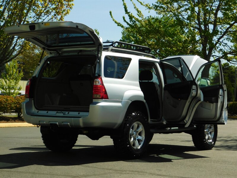 2006 Toyota 4Runner Sport Edition / 4x4 V6 / 1-Owner / LIFTED LIFTED   - Photo 28 - Portland, OR 97217