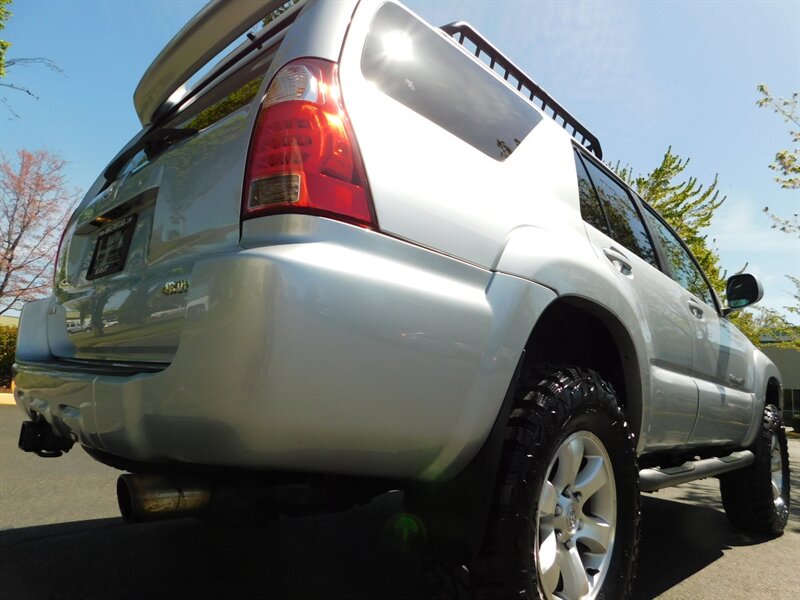 2006 Toyota 4Runner Sport Edition / 4x4 V6 / 1-Owner / LIFTED LIFTED   - Photo 12 - Portland, OR 97217