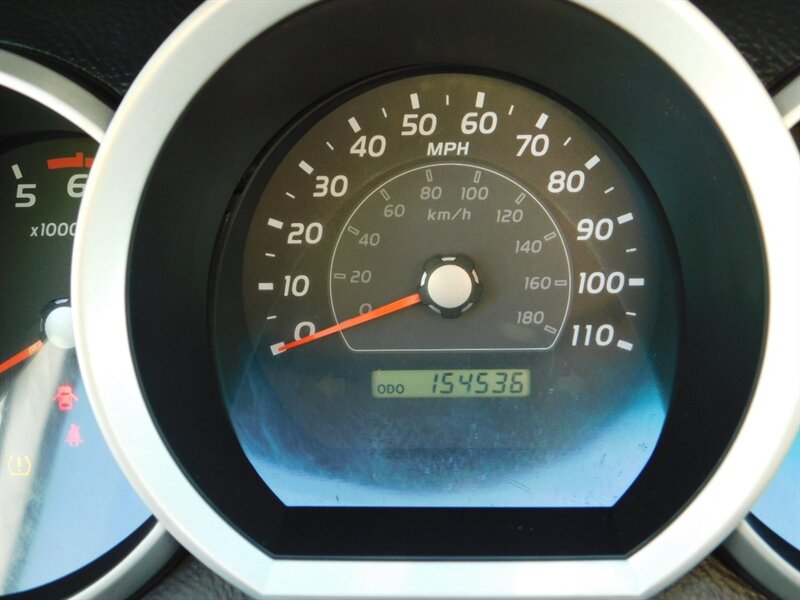 2006 Toyota 4Runner Sport Edition / 4x4 V6 / 1-Owner / LIFTED LIFTED   - Photo 38 - Portland, OR 97217