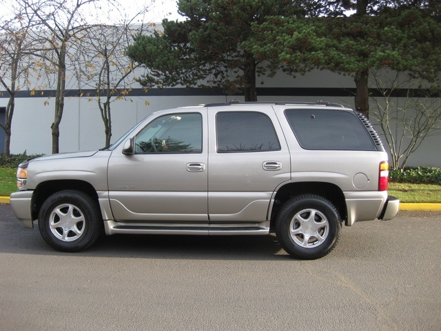 2001 GMC Yukon Denali AWD SUV *3RD Seat* 8-Passengers/Loaded   - Photo 3 - Portland, OR 97217