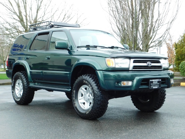 1999 Toyota 4Runner Limited 4X4 / Leather / Sunroof / LIFTED LIFTED   - Photo 2 - Portland, OR 97217