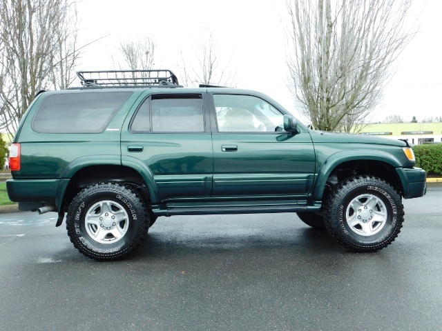 1999 Toyota 4Runner Limited 4X4 / Leather / Sunroof / LIFTED LIFTED   - Photo 4 - Portland, OR 97217