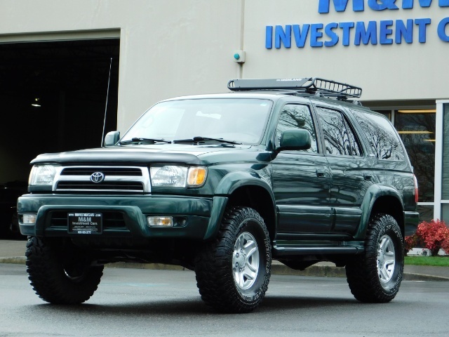 1999 Toyota 4Runner Limited 4X4 / Leather / Sunroof / LIFTED LIFTED   - Photo 1 - Portland, OR 97217