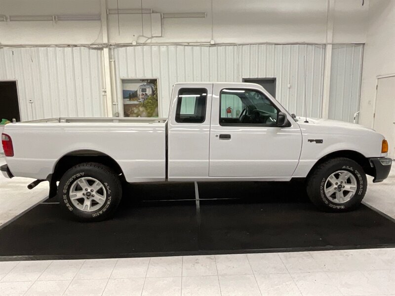 2004 Ford Ranger XLT Super Cab 4X4 / 4.0L V6 / 5-SPEED MANUAL  /LOCAL TRUCK / RUST FREE / VERY CLEAN / 131,000 MILES - Photo 4 - Gladstone, OR 97027