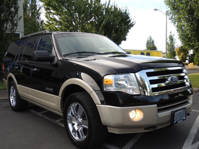 2008 Ford Expedition Eddie Bauer/ 4WD / Navigation / 3RD Seat / 1-OWNER   - Photo 2 - Portland, OR 97217