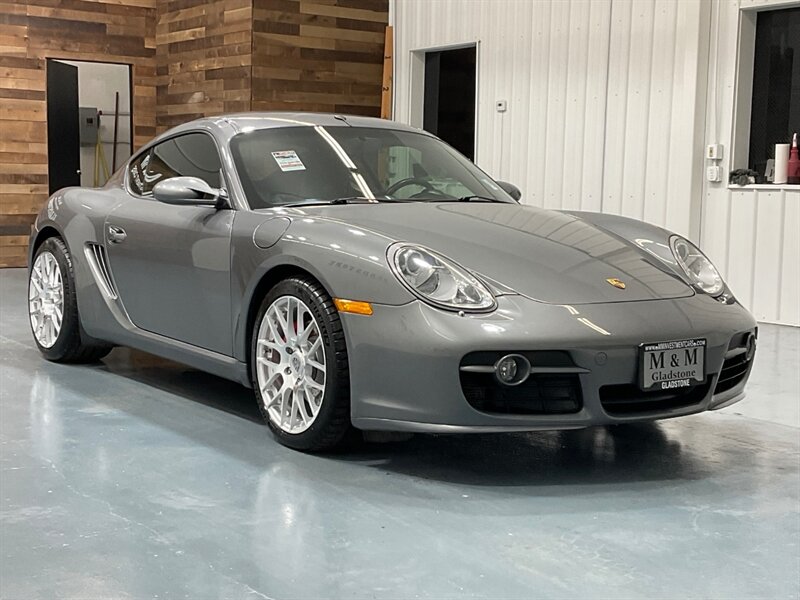 2007 Porsche Cayman S Coupe 2Dr / 6-SPEED / Sport Chrono/ 50K MILES  / Leather & Navigation - Photo 2 - Gladstone, OR 97027