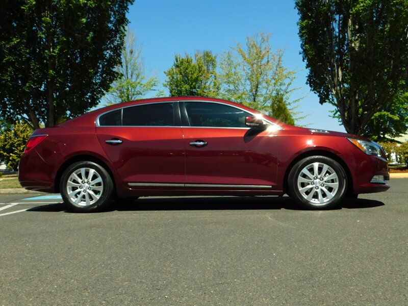 2015 Buick Lacrosse Leather Ultra Luxury Pkg / 1-OWNER / NEW TIRES   - Photo 4 - Portland, OR 97217