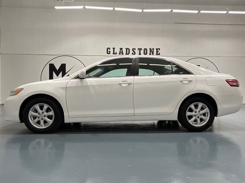 2011 Toyota Camry LE Sedan 2.5L 4Cyl / LOCAL CAR /135K MILES   - Photo 3 - Gladstone, OR 97027