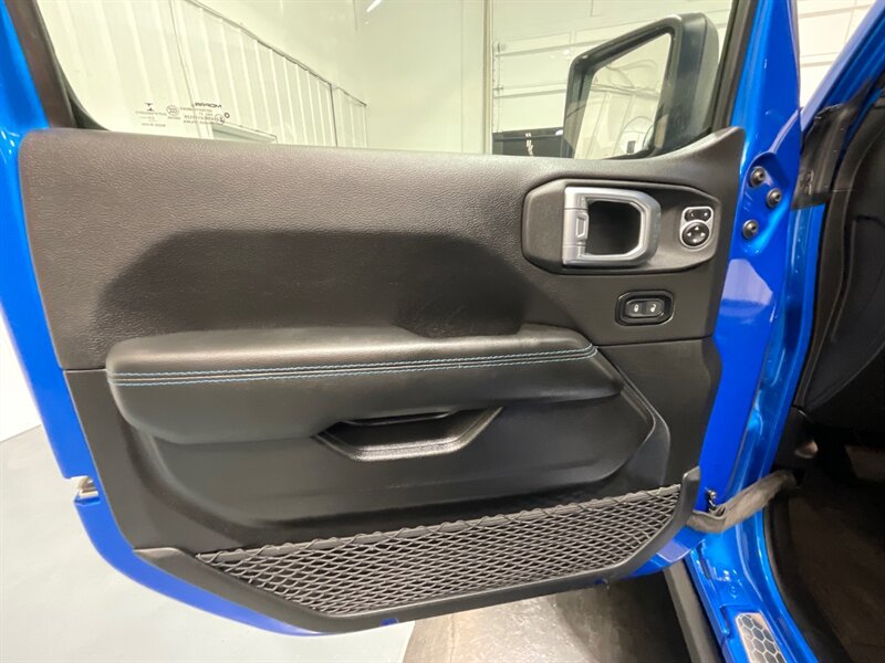 2021 Jeep Wrangler Unlimited Rubicon 4xe  / POWER TOP / LOADED - Photo 40 - Gladstone, OR 97027