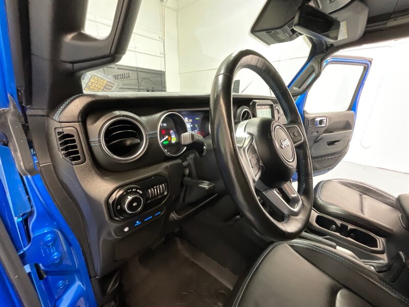 2021 Jeep Wrangler Unlimited Rubicon 4xe  / POWER TOP / LOADED - Photo 18 - Gladstone, OR 97027