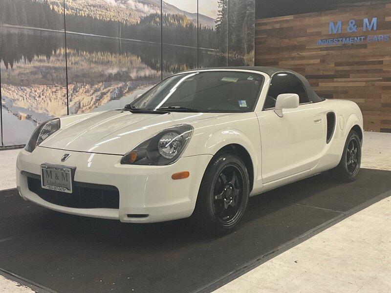 2001 Toyota MR2 Spyder 2Dr Convertible / 5-SPEED / 84,000 MILES  / LOCAL CAR / BRAND NEW TIRES - Photo 25 - Gladstone, OR 97027