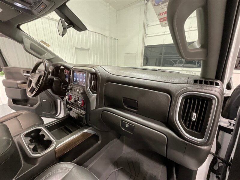 2019 Chevrolet Silverado 1500 RST Crew Cab 4X4 / Z71 OFF RD / Leather /1-OWNER  / ZERO RUST - Photo 17 - Gladstone, OR 97027