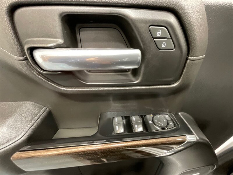 2019 Chevrolet Silverado 1500 RST Crew Cab 4X4 / Z71 OFF RD / Leather /1-OWNER  / ZERO RUST - Photo 49 - Gladstone, OR 97027