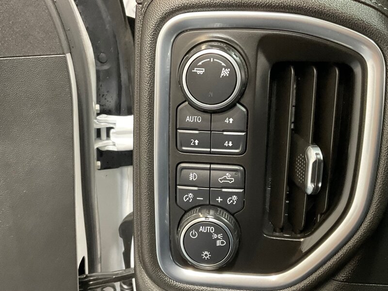 2019 Chevrolet Silverado 1500 RST Crew Cab 4X4 / Z71 OFF RD / Leather /1-OWNER  / ZERO RUST - Photo 21 - Gladstone, OR 97027