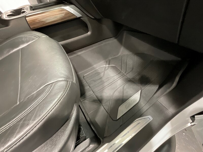 2019 Chevrolet Silverado 1500 RST Crew Cab 4X4 / Z71 OFF RD / Leather /1-OWNER  / ZERO RUST - Photo 43 - Gladstone, OR 97027