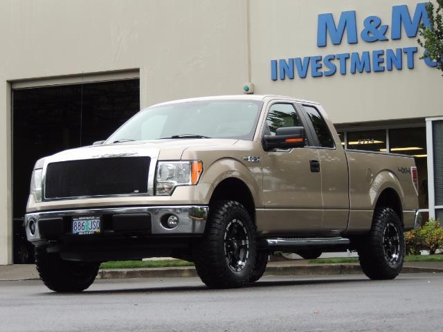 2012 Ford F-150 XLT / 4X4 / 3.7L V6 / LIFTED LIFTED   - Photo 1 - Portland, OR 97217