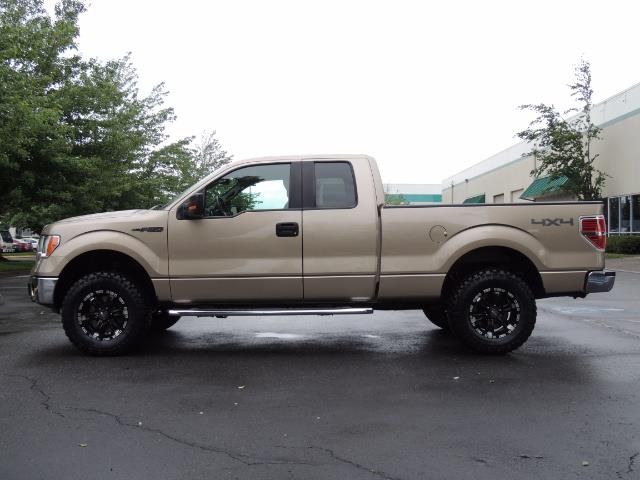 2012 Ford F-150 XLT / 4X4 / 3.7L V6 / LIFTED LIFTED   - Photo 3 - Portland, OR 97217