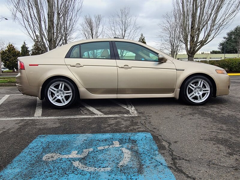 2007 Acura TL 3.2 V6 VTEC/ LEATHER / SUN ROOF / TIMING BELT DONE  / LOCAL TRADE / EXCELLENT CONDITION - Photo 4 - Portland, OR 97217