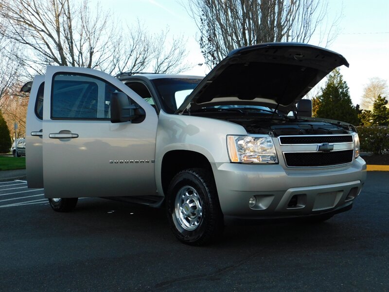 2007 Chevrolet Suburban LT 2500 K2500 Heavy Duty 4WD / DVD Player 3/4 TON   - Photo 30 - Portland, OR 97217