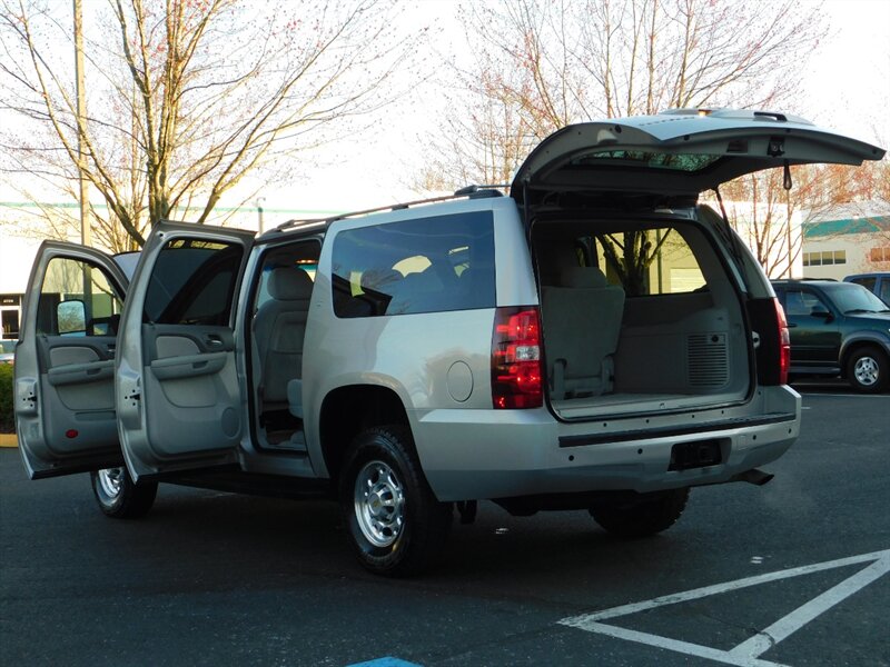 2007 Chevrolet Suburban LT 2500 K2500 Heavy Duty 4WD / DVD Player 3/4 TON   - Photo 27 - Portland, OR 97217