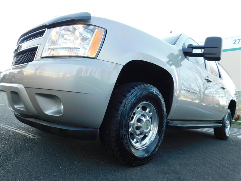 2007 Chevrolet Suburban LT 2500 K2500 Heavy Duty 4WD / DVD Player 3/4 TON   - Photo 42 - Portland, OR 97217