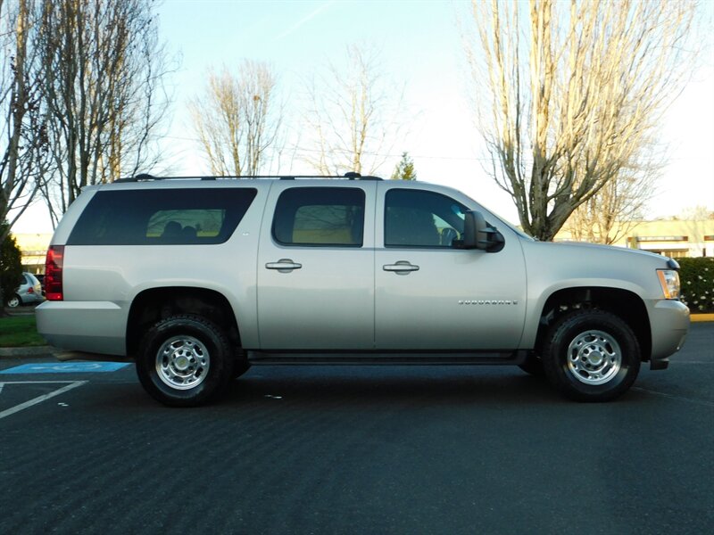 2007 Chevrolet Suburban LT 2500 K2500 Heavy Duty 4WD / DVD Player 3/4 TON   - Photo 4 - Portland, OR 97217