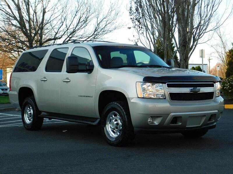 2007 Chevrolet Suburban LT 2500 K2500 Heavy Duty 4WD / DVD Player 3/4 TON   - Photo 2 - Portland, OR 97217