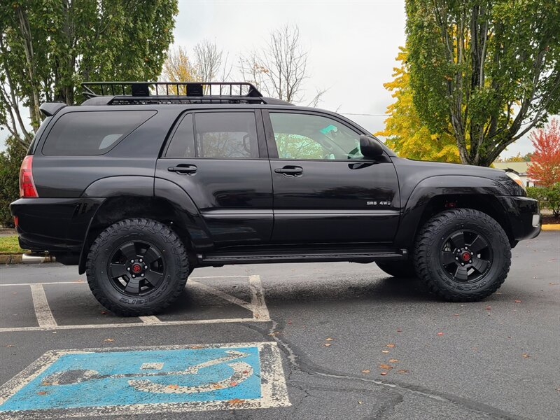 2005 Toyota 4Runner SR5 / V6 4.0L / DIFF LOCK / SUNROOF /LEATHER / DVD  / VERY SHARP & CLEAN / WARRANTY / 1-OWNER!! - Photo 4 - Portland, OR 97217