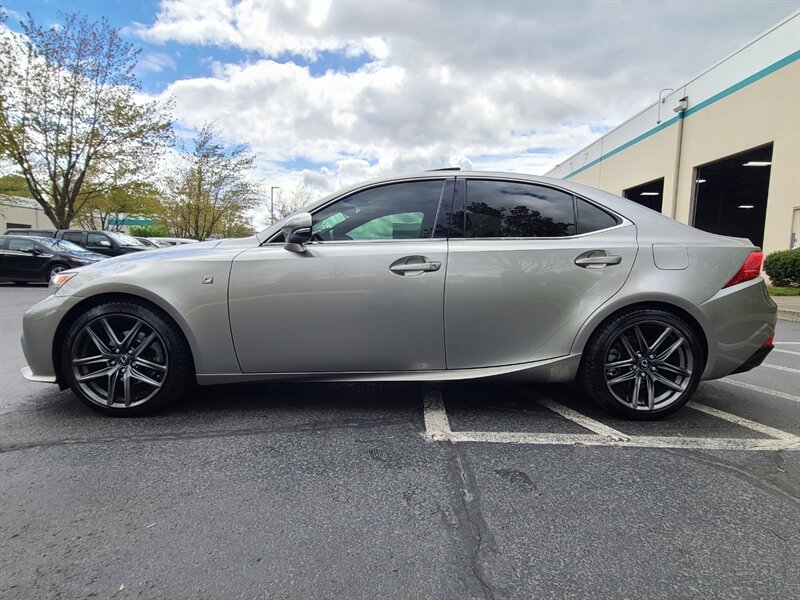 2015 Lexus IS 250 250 F SPORT PERFORMANCE / 37K MLS / IMMACULATE  / DYNAMIC HANDLING PKG / COOLED LEATHER / EXTREMELY LOW MILES - Photo 3 - Portland, OR 97217