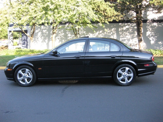 2003 Jaguar S-Type 3.0/ Sport / Loaded / 71k miles   - Photo 2 - Portland, OR 97217