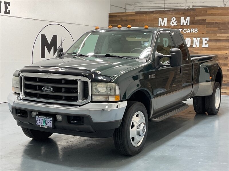 2002 Ford F-350 Lariat 4x4 7.3L DIESEL /81K MILES /DUALLY  / ZERO RUST / Leather Seats / Banks Exhaust - Photo 1 - Gladstone, OR 97027