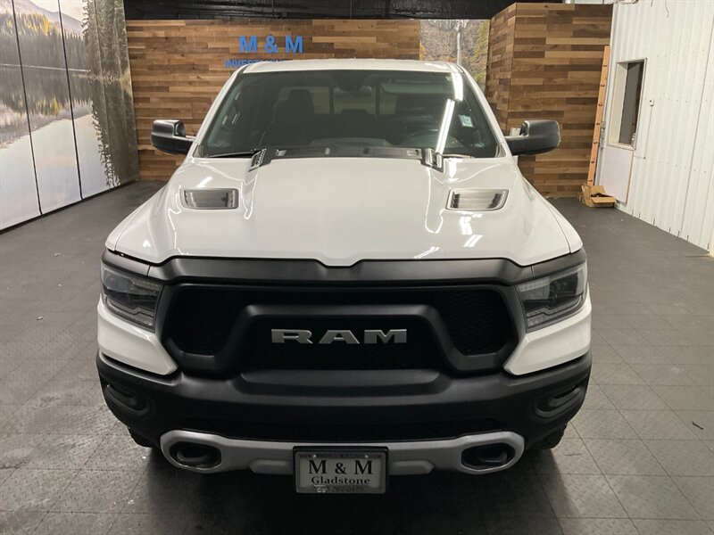 2019 RAM 1500 Rebel Crew Cab 4X4 / 5.7L V8 HEMI / 40,000 MILES   - Photo 5 - Gladstone, OR 97027