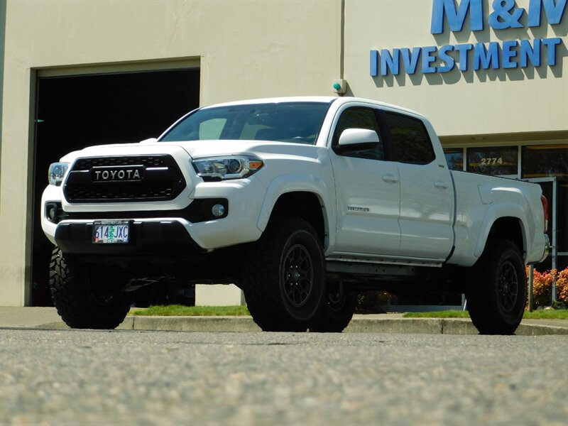 2017 Toyota Tacoma SR5 V6 Double Cab 4X4 / 1-Owner / LIFTED LIFTED   - Photo 44 - Portland, OR 97217