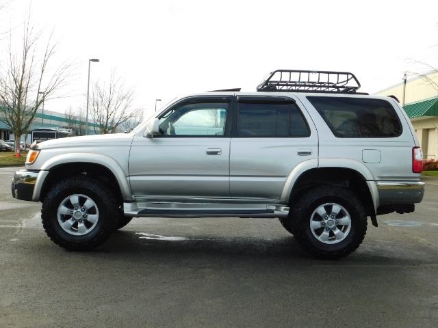 2001 Toyota 4Runner SR5 4X4 / V6 3.4L / LEATHER/ DIFF LOCK / LIFTED !!   - Photo 3 - Portland, OR 97217