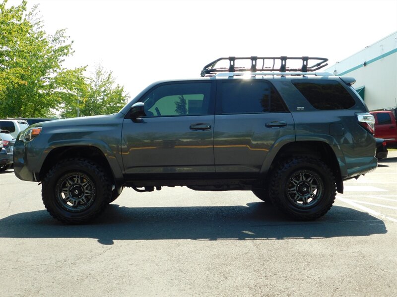 2015 Toyota 4Runner SR5 4WD / 3RD SEAT / Navi / LIFTED LIFTED   - Photo 3 - Portland, OR 97217