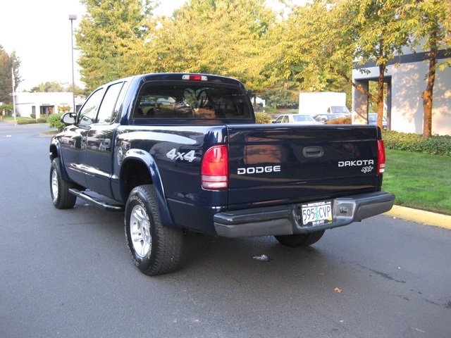2004 Dodge Dakota Sport/ 4WD/ Crew Cab/ Automatic   - Photo 3 - Portland, OR 97217