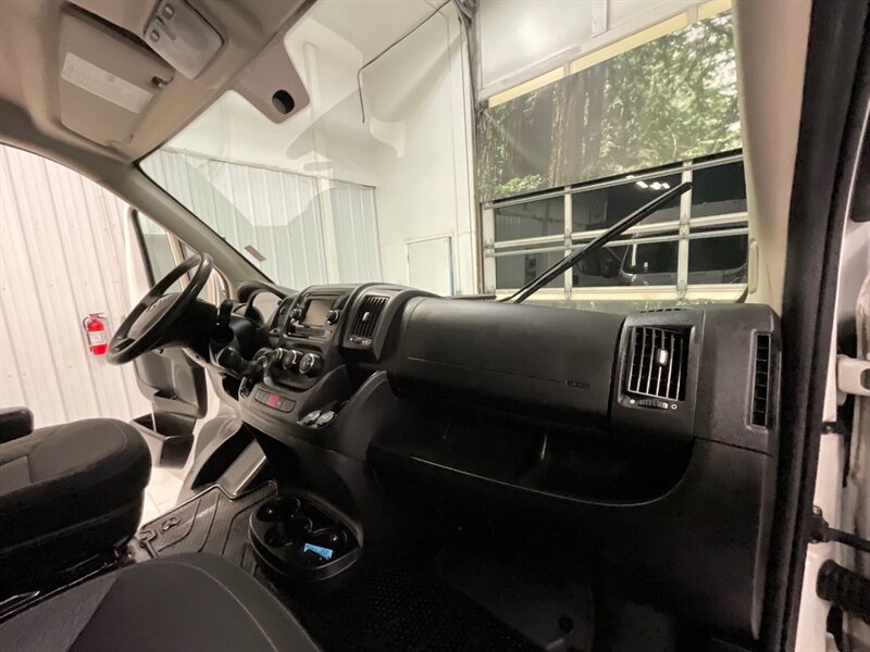 2015 RAM ProMaster CARGO VAN 2500 159 WB HIGHROOF / 4Cyl 3.0L DIESEL  / LOCAL VAN / HIGHROOF & 159 " WB / Backup Camera / Towing Package - Photo 18 - Gladstone, OR 97027