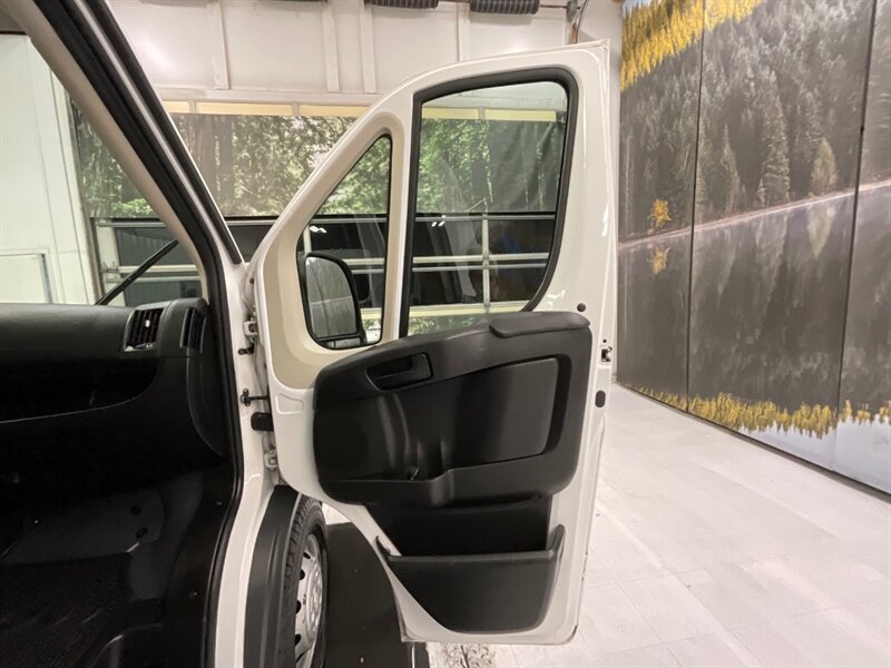 2015 RAM ProMaster CARGO VAN 2500 159 WB HIGHROOF / 4Cyl 3.0L DIESEL  / LOCAL VAN / HIGHROOF & 159 " WB / Backup Camera / Towing Package - Photo 30 - Gladstone, OR 97027
