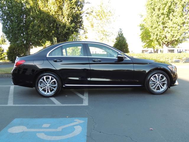2015 Mercedes-Benz C300 4MATIC / AWD / 1-OWNER / 20K MILES   - Photo 4 - Portland, OR 97217