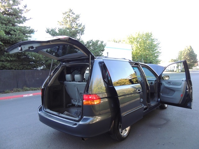 2004 Honda Odyssey EX-L / Leather/Sliding Doors/1-Owner/New Tires   - Photo 15 - Portland, OR 97217