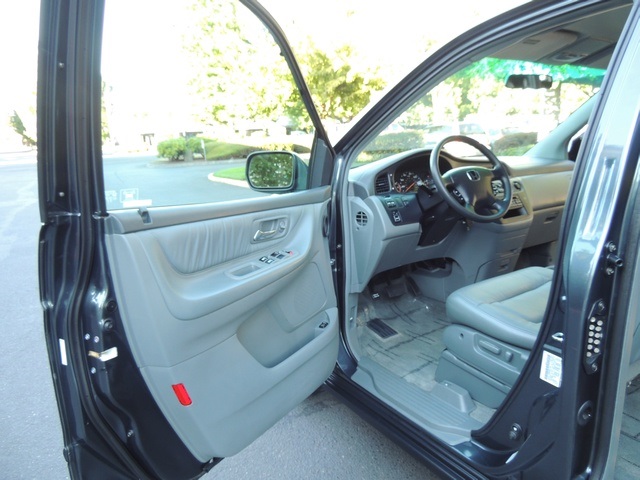 2004 Honda Odyssey EX-L / Leather/Sliding Doors/1-Owner/New Tires   - Photo 20 - Portland, OR 97217
