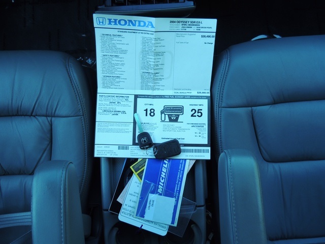 2004 Honda Odyssey EX-L / Leather/Sliding Doors/1-Owner/New Tires   - Photo 33 - Portland, OR 97217