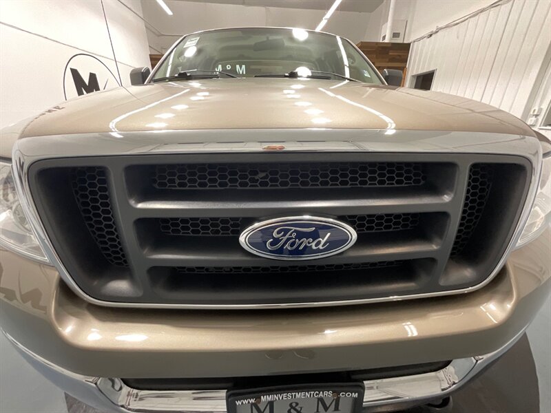 2004 Ford F-150 Regular Cab 4X4 / 4.6L V8 / 1-OWNER/ 31K MILES  / NO RUST / Excel Cond - Photo 30 - Gladstone, OR 97027