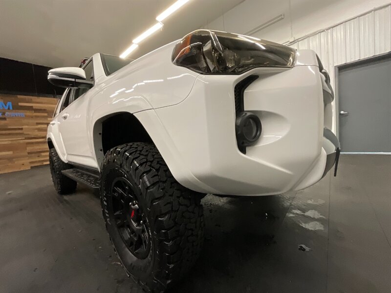 2020 Toyota 4Runner SR5 Premium 4X4 / Leather / CUSTOM BUILD / LIFTED  TRD PRO GRILL / NEW LIFT w/ NEW TRD WHEELS & NEW BF GOODRICH TIRES / LUGGAGE RACK / SHARP & CLEAN !! - Photo 9 - Gladstone, OR 97027