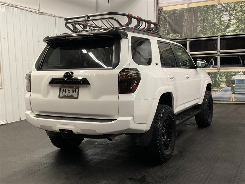 2020 Toyota 4Runner SR5 Premium 4X4 / Leather / CUSTOM BUILD / LIFTED  TRD PRO GRILL / NEW LIFT w/ NEW TRD WHEELS & NEW BF GOODRICH TIRES / LUGGAGE RACK / SHARP & CLEAN !! - Photo 8 - Gladstone, OR 97027